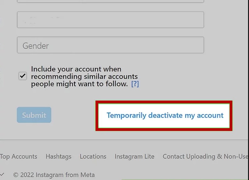 برای یافتن گزینه «موقتا غیرفعال کردن حساب من» یا «Temporarily deactivate my account» به پایین بروید و روی آن کلیک کنید.