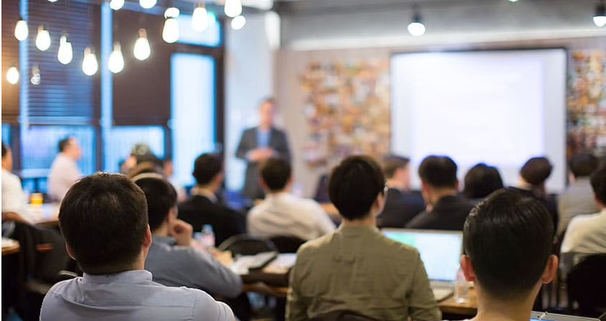 راه کار برای طرح آموزش کارکنان — نکات مهم و ضروری