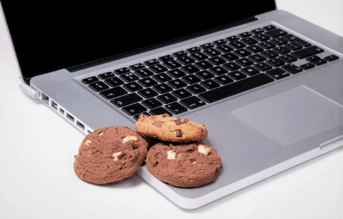 با کوکی‌ (Cookie) و کاربرد آن‌ در مرورگر و محیط اینترنت آشنا شوید